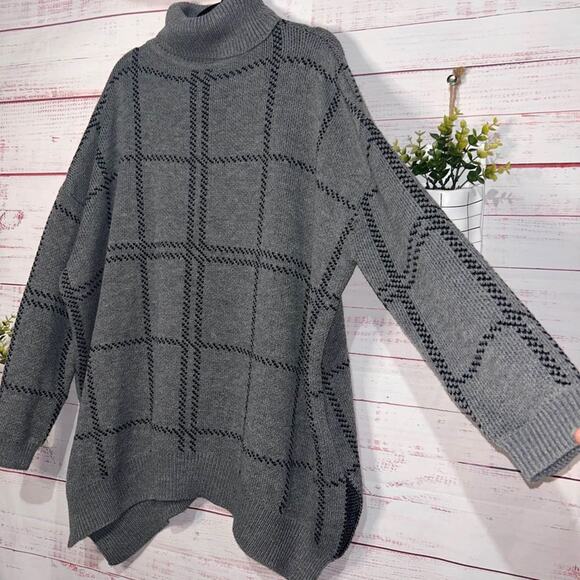 Jodifl Gray & Black Grand Grid Boutique Turtleneck Sweater | 1X - Picture 3 of 3